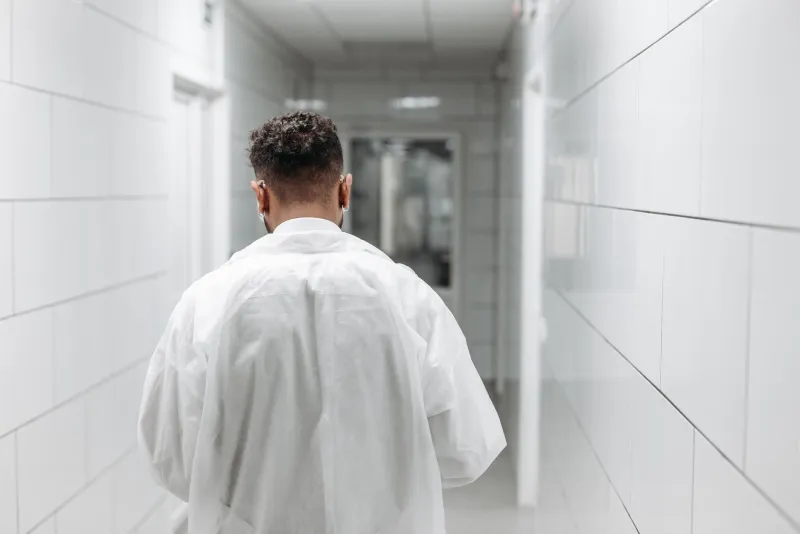 Holding the Line at 3 A.M.: The ER Doctors Who Never Stop Fighting for the Forgotten